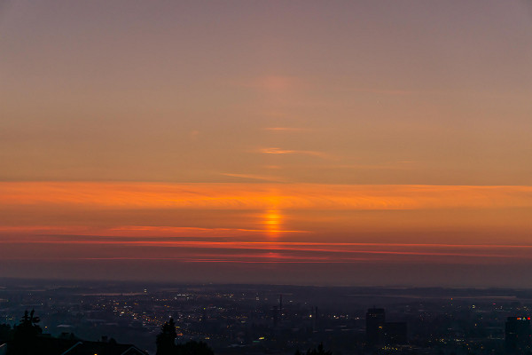 Sun pillars